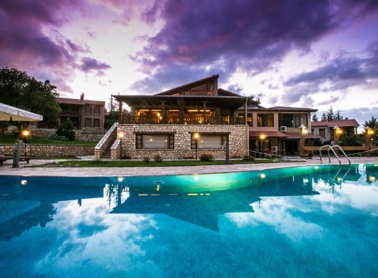 Vitina House Forest Resort