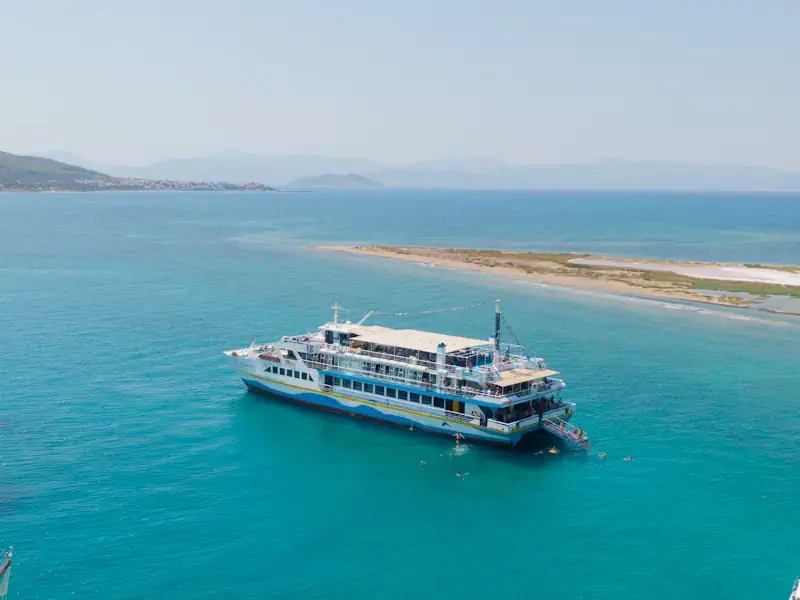 One-Day Swimming Cruise From Athens