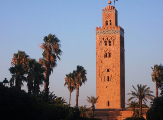 ΜΑΡΟΚΟ: ΜΙΑ ΑΥΘΕΝΤΙΚΗ ΕΜΠΕΙΡΙΑ ΠΟΛΥΤΕΛΕΙΑΣ