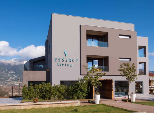 ESSENCE LIVING EXCLUSIVE 4*