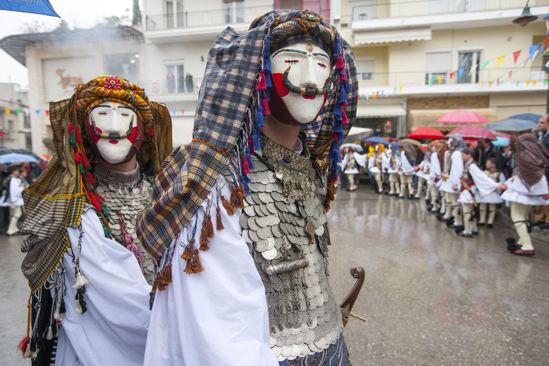 ΖΩΝΤΑΝΗ ΠΑΡΑΔΟΣΗ ΣΤΗΝ ΝΑΟΥΣΑ