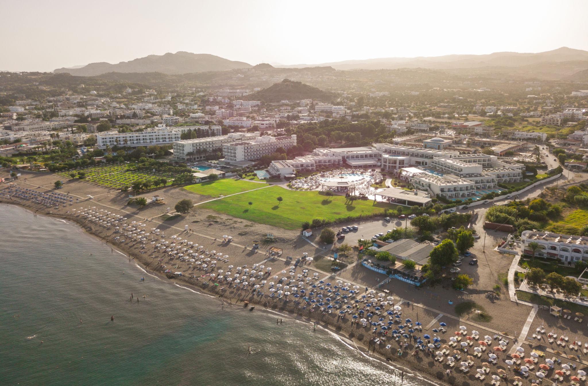 SUNRISE VILLAGE BEACH HOTEL 4* ΜΕ ΤΟ Ι.Χ. ΣΑΣ