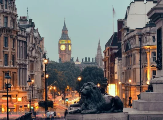 ΑΓΙΟΥ ΠΝΕΥΜΑΤΟΣ ΣΤΟ ΛΟΝΔΙΝΟ – ΟΜΑΔΙΚΟ ΤΑΞΙΔΙ ΜΕ ΞΕΝΑΓΗΣΕΙΣ & ΕΜΠΕΙΡΙΕΣ